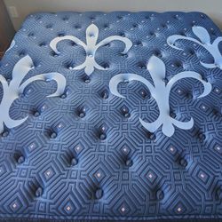 NEW Stearns and Foster California King Size Mattress