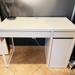 IKEA Micke Desk