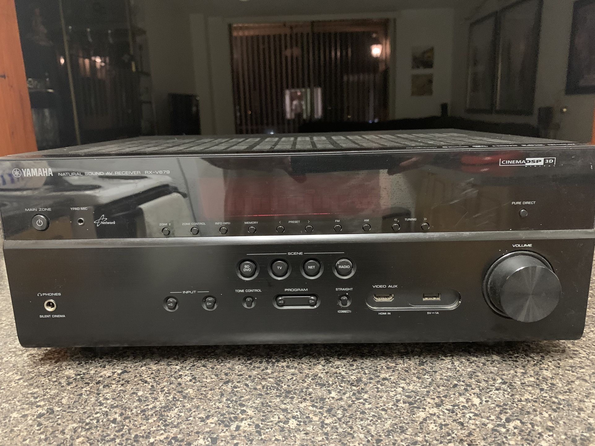 YAMAHA RX-V679 7.2 Network Receiver 4k Ultra HD