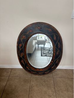 Vintage mirror decor