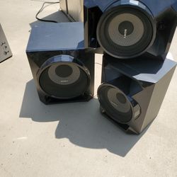 Sony 2 Speakers 1 Subwoof