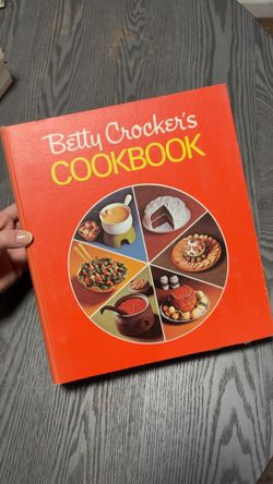 Vintage Betty Crocker Cookbook