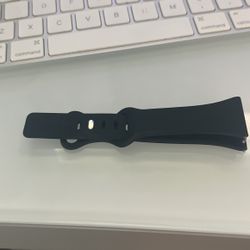 Black Fitbit Versa Band