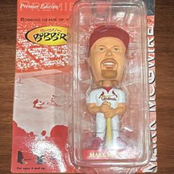 BOBBING BOBBERS MARK MACGWAIRE BOBBLEHEAD PREMIER EDITION. 1999. 7”