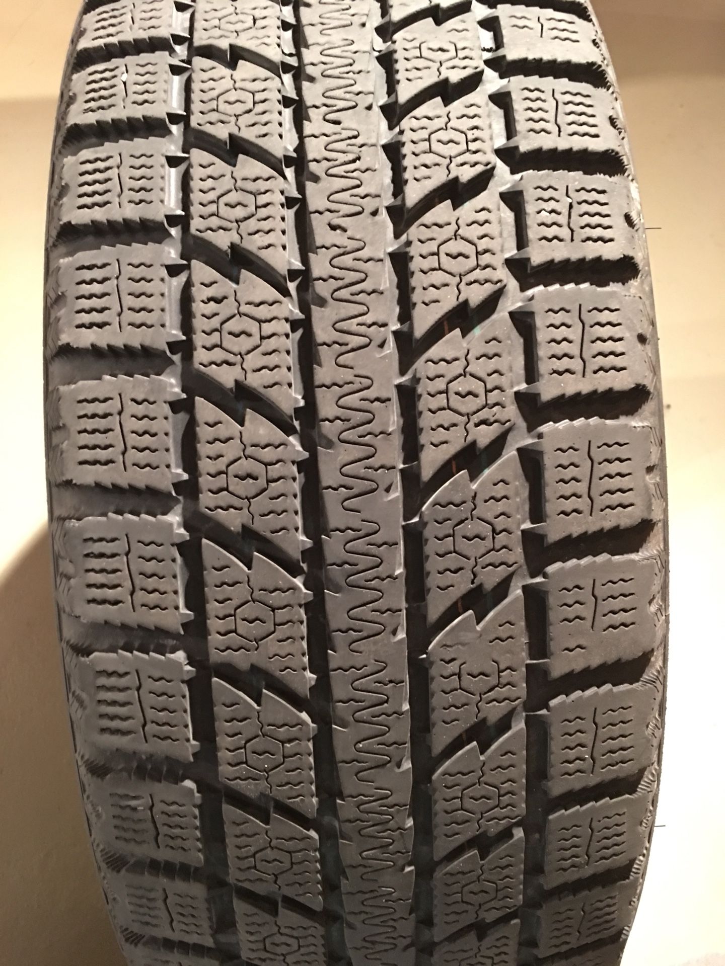 Toyo observe gsi-5 Stud less snow tires