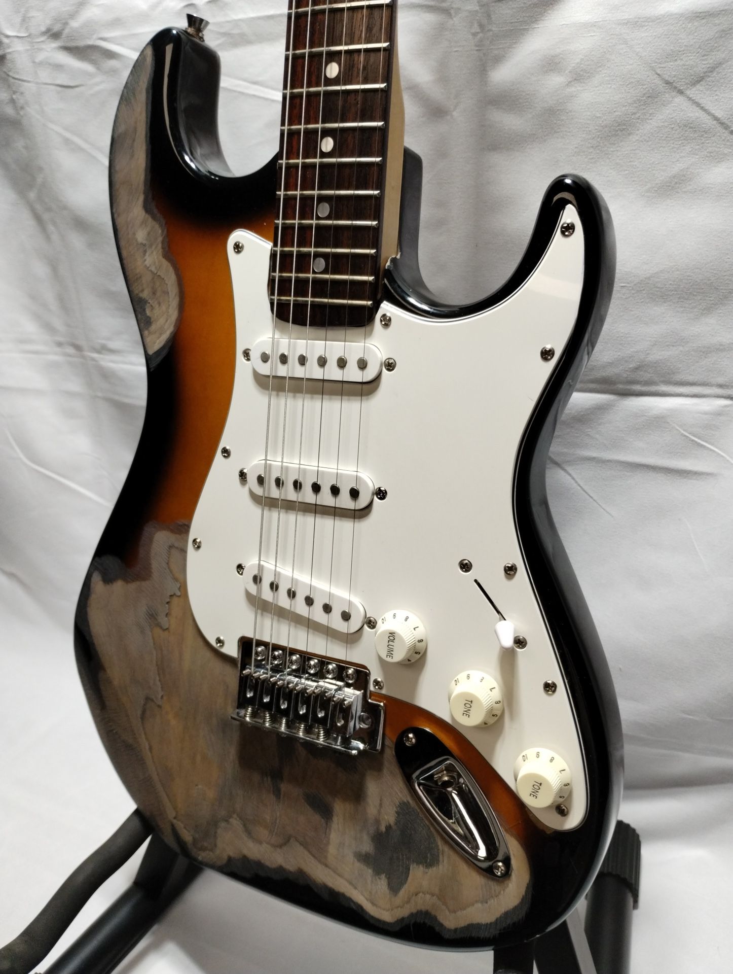 "NO TRADES" 1998 Squier Stratocaster 3s Relic Style Sunburst Electric Guitar