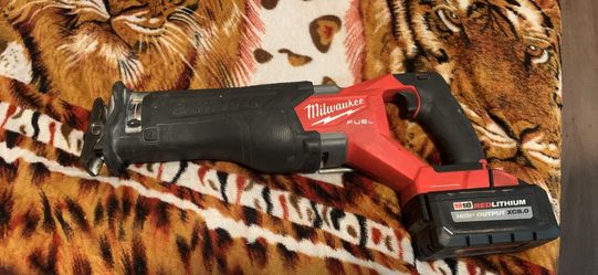 Saw saw Milwaukee