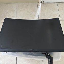 MSI CURVED GAMING MONITOR 144 Hz 