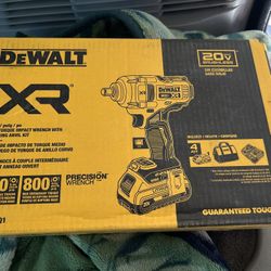 DEWALT 20V MAX XR 1/2in. MidRange Impact Wrench Kit, 1/2in. Drive, Model