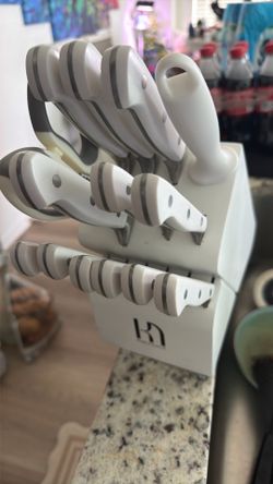 KnifeSaga 15-pc Japanese Kitchen Knife Block Set, Razor Sharp, Professional