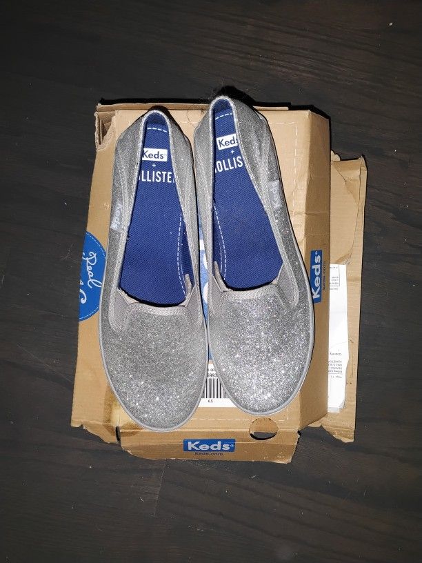 Ked's Sliver Glitter Loafer