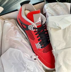 Jordan 4 Toro Bravo Size 11