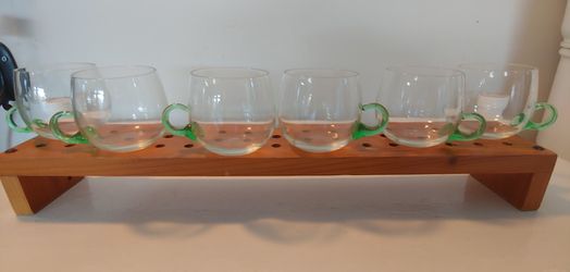 SET OF GREEN GLASS CUPS