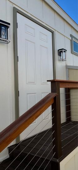 Puerta exterior semi nueva