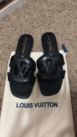 Size 38 Louis Vuitton black sandals slides