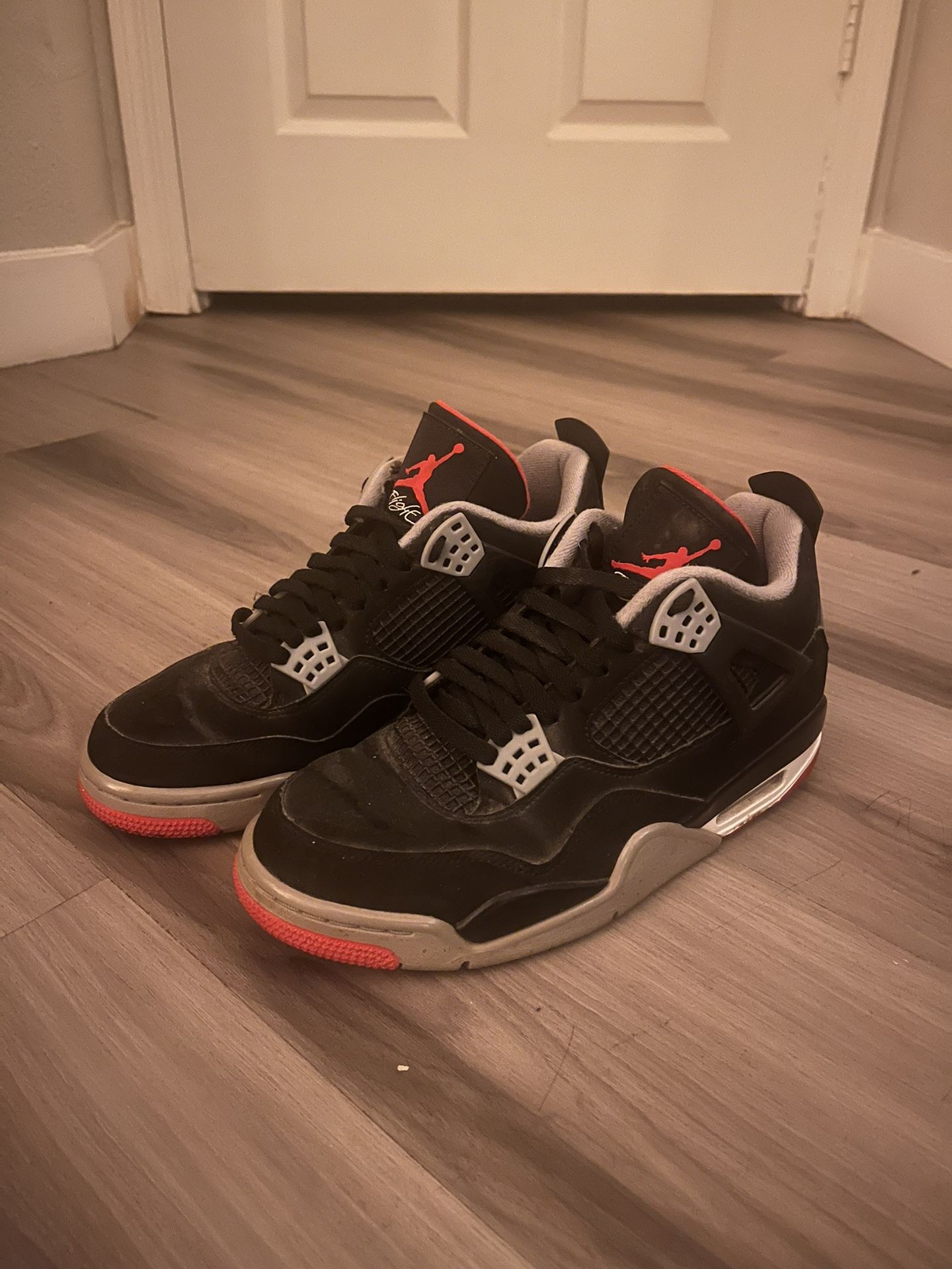 Jordan Retro 4 - Bred 2019