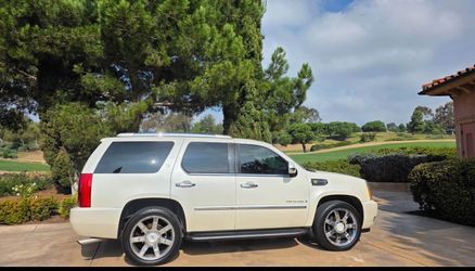 2009 Escalade