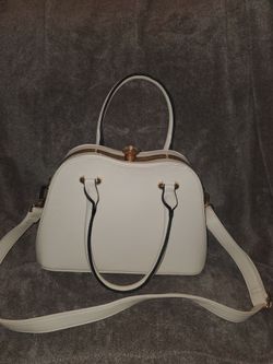 La Terre handbag Off Gem Clasp White to Tan-ish good condition Gently used Vegan