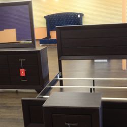 Brand New Dark Cocoa