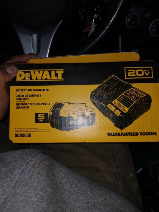 DEWALT 