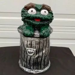 Oscar The Grouch Statue