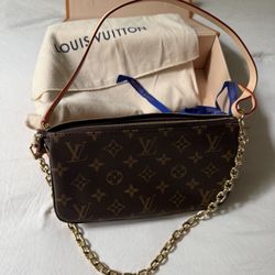 Louis Vuitton Pochette Accessoires