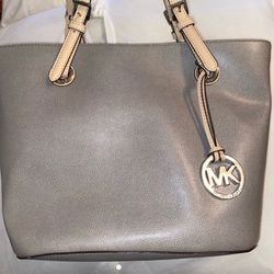 Michael Kors Bag Like New