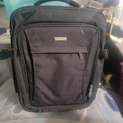 Carry on /makeup bag