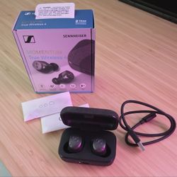 Momentum True Wireless 4
