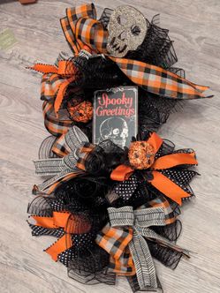 Spooky Greetings Halloween door swag/wreath