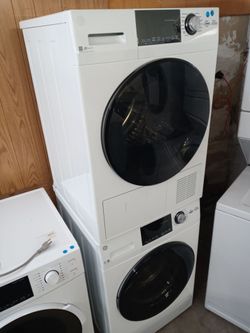 GE 24" stackable front load washer and condenser dryer set - Free delivery