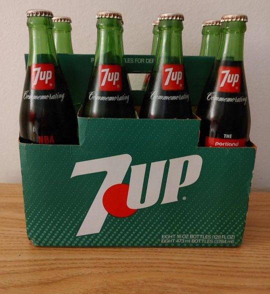7up 8pk Championship Trail BLAZER bottles