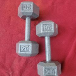 SET OF 20LB.  HEXHEAD DUMBBELLS TOTAL 40LBs 
11525 S HALSTED DUNKIN DONUTS/7111.S WESTERN WALGREENS 
40$  CASH ONLY AS IS 
