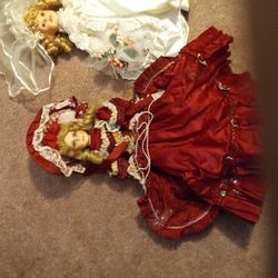 Porcelain Dolls   as USED 