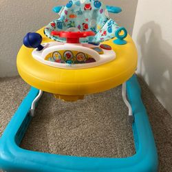 $50 . Dive and Discover 3-in-1 Submarine Baby Walker