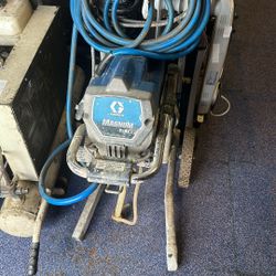 Graco MAGNUN Prox7 Paint Sprayer 