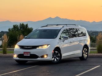 2018 Chrysler Pacifica Hybrid