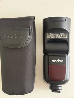Godox Camera Flash V1 with Carrying Case