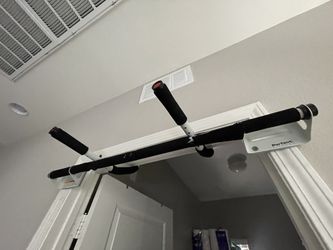 Pull-Up Bar