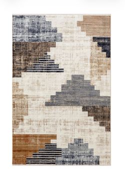 New 5’ x 7’10” rug and bonus rug pad