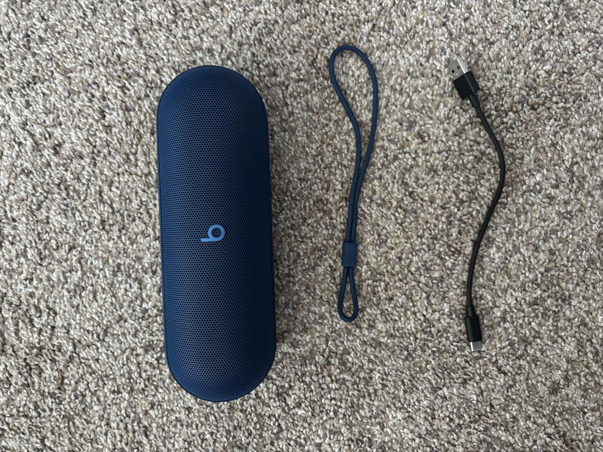 Beats Pill Navy Blue