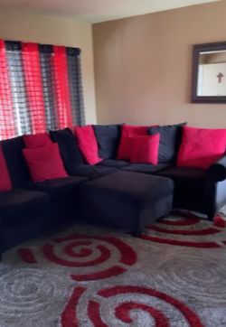 Furniture/  Couches