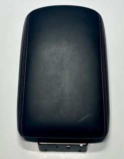 2014 2015 Infiniti Q50 Armrest / Center Console Lid Black Leather White Stitching
