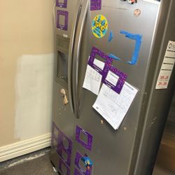 Refrigerator 