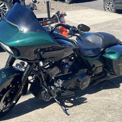 2021 Harley Davidson Road Glide special