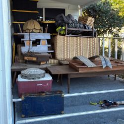 Mid Century Furniture 