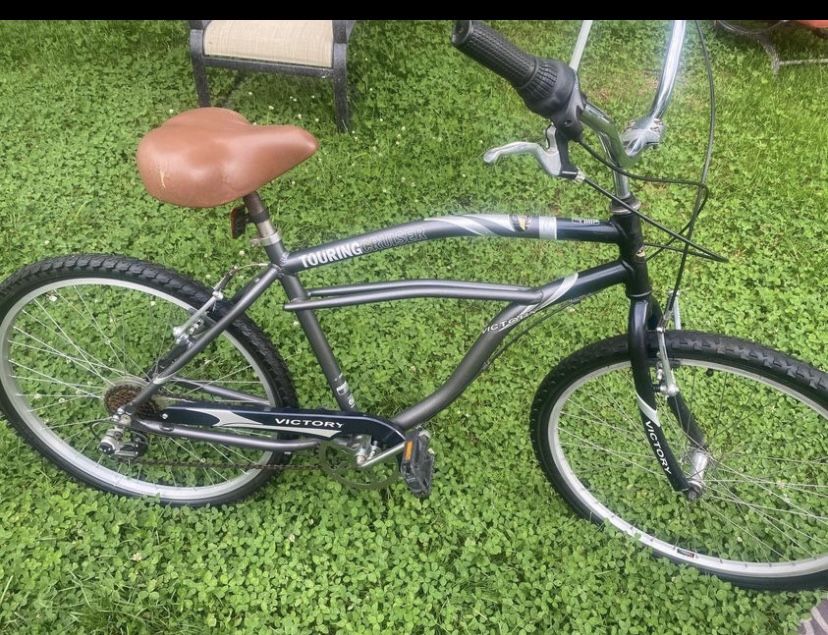 Cruiser bike 26” Wheels 7 Speed Victory Bicycle