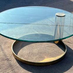 Floating Mid Century Modern Round Glass Coffee Table Designed by Leon Rosen for Pace