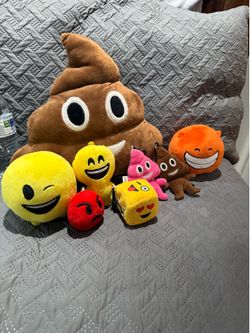 Emojis plushies collection only $7 As New 💩😍😄😜