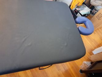 Massage Table never used